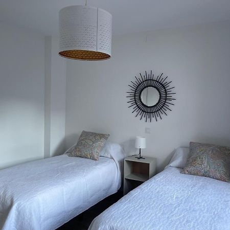 Apartamentos Turisticos Los Barruecos Caces 외부 사진
