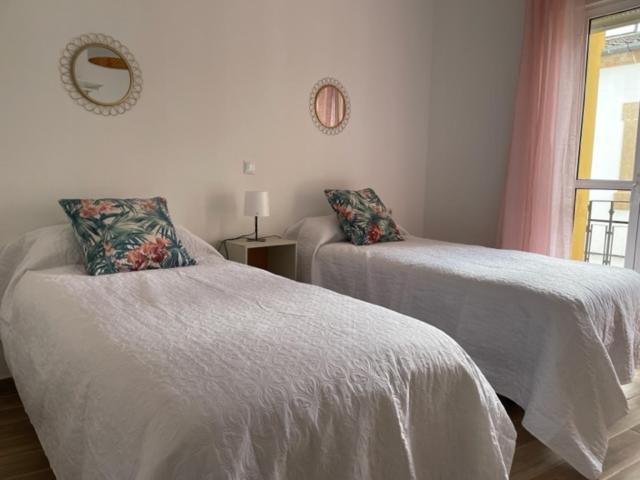 Apartamentos Turisticos Los Barruecos Caces 외부 사진