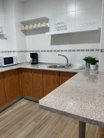 Apartamentos Turisticos Los Barruecos Caces 외부 사진
