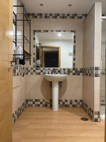 Apartamentos Turisticos Los Barruecos Caces 외부 사진