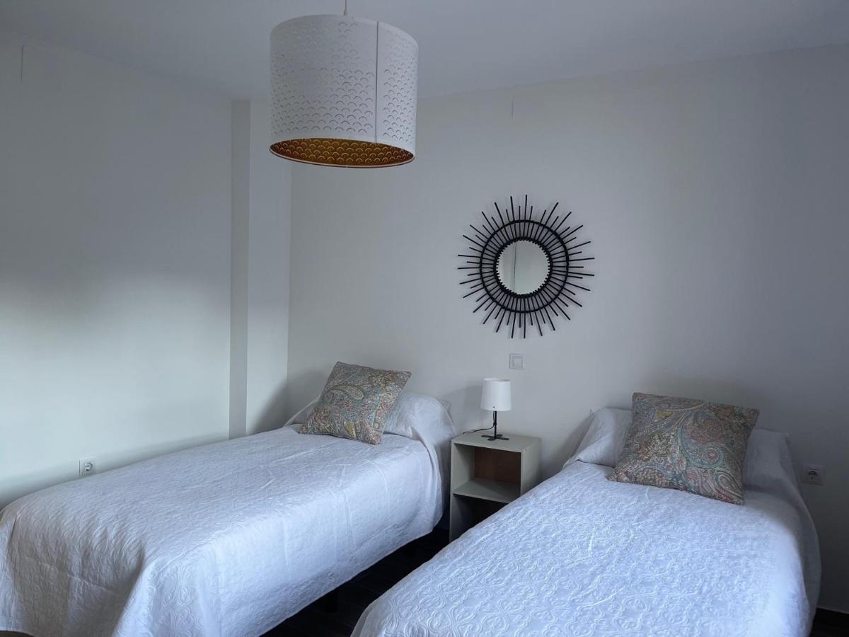 Apartamentos Turisticos Los Barruecos Caces 외부 사진